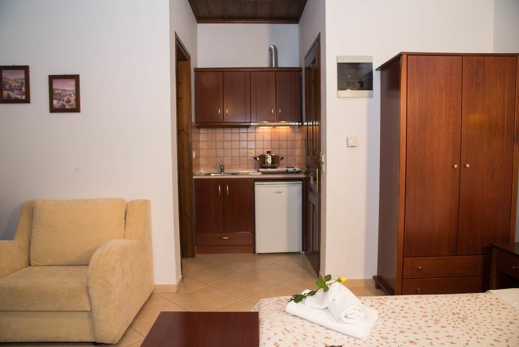Guesthouse Enastron Chorefton Dış mekan fotoğraf