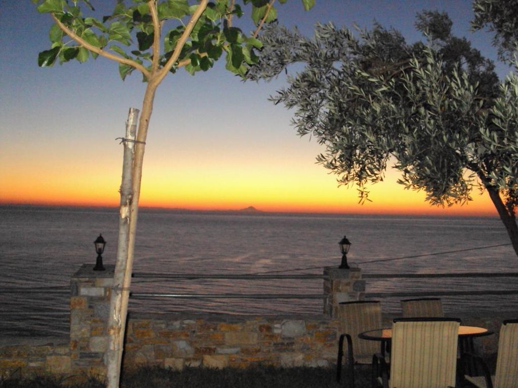 Guesthouse Enastron Chorefton Oda fotoğraf